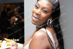 P1369090