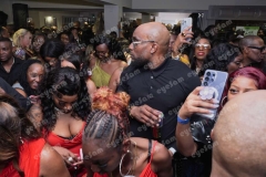 P1437485