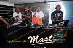 P1198135