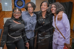 P1056494
