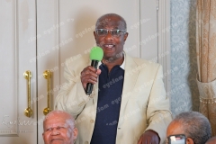 P1207405