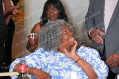 P1227472