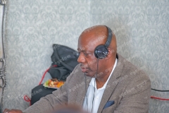 P1227483