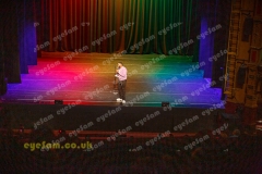 049A5446
