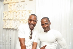 049A2499
